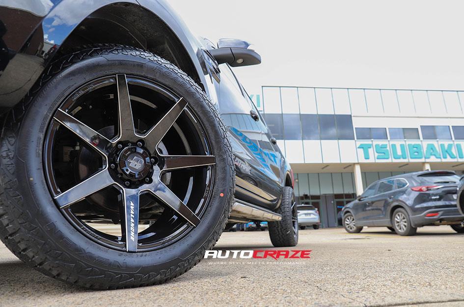 FORD RANGER AVALANCHE GLOSS BLACK MILLED ACCENTS